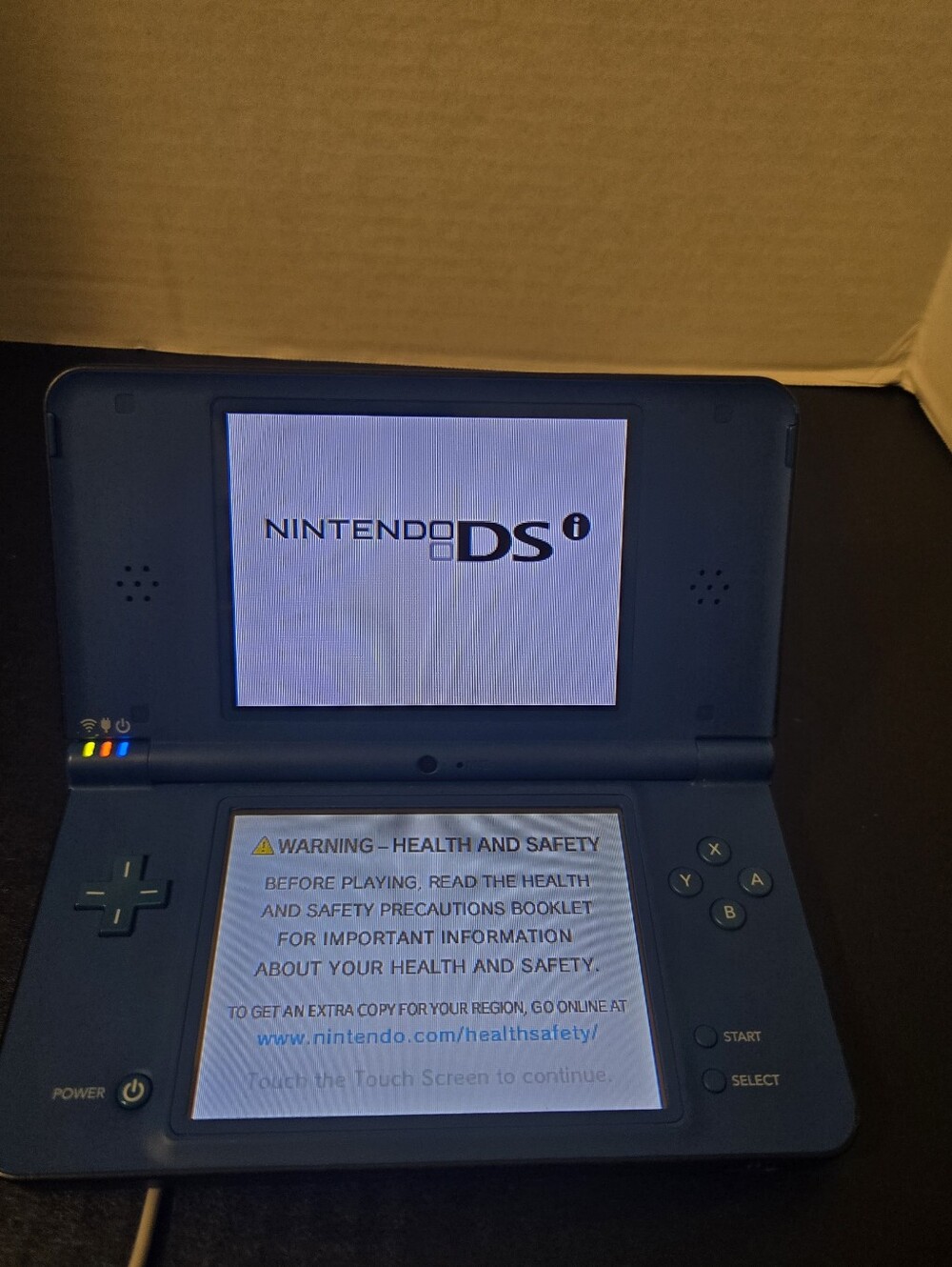 Nintendo DSI XL  Blue Handheld Console  Tested Working Includes Case And Charger